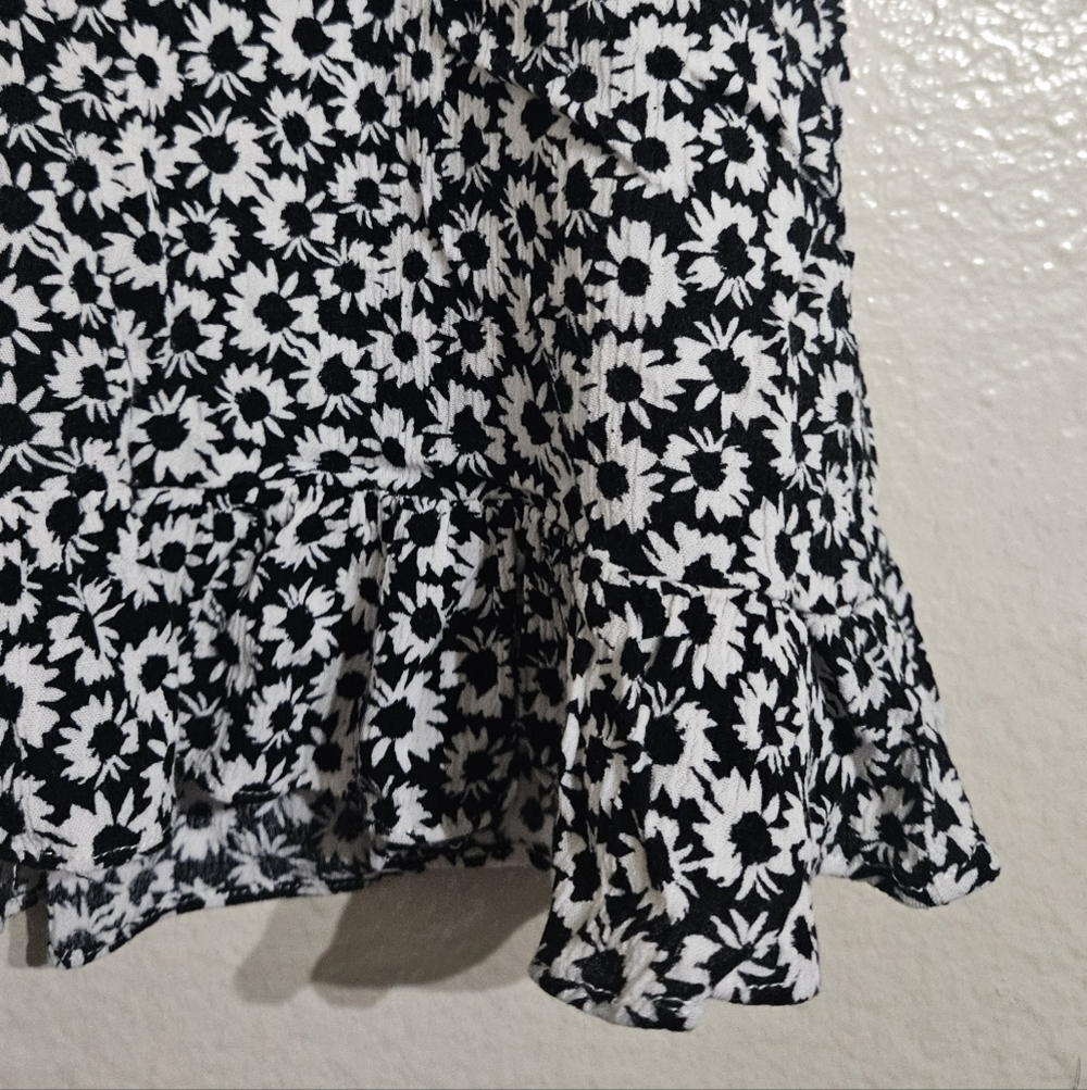 Lulu's Monochrome Patterned Mini Dress - Picture 7 of 10